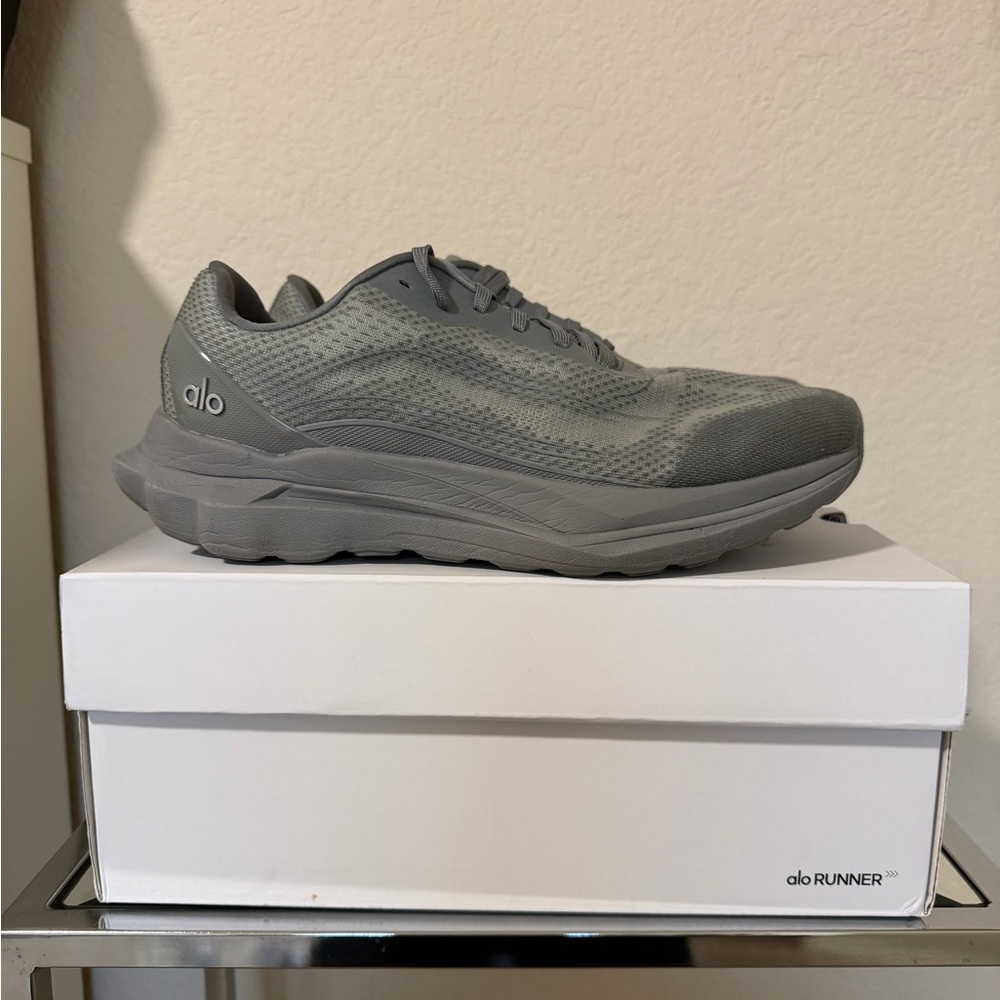 ALO Yoga Grey Runners
